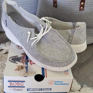NIB Bob's Sketchers...Grey Size 8. Super duper comfy!!